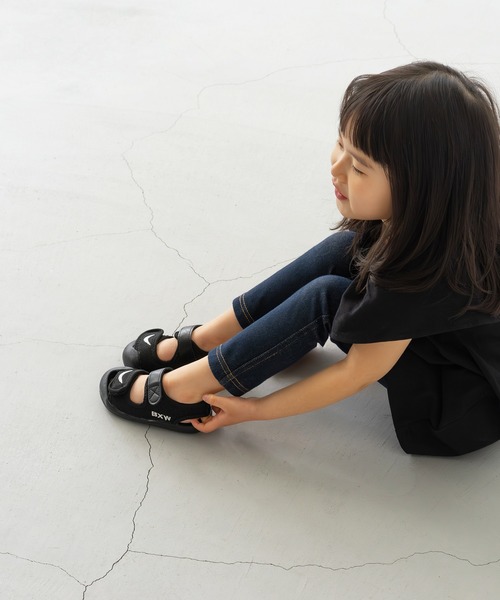 welleg（ウェレッグ）の「ベビー スポーツサンダル（サンダル・キッズ・ブラック/アイボリー・19/21/22/23/24/25/18）」の19枚目の写真