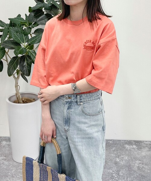fredy emue(フレディエミュ)の「刺繍入りオーバーTシャツ(Tシャツ/カットソー・レディース・オレンジ/ベージュ/オフホワイト/チャコールグレー・38)」の21枚目の写真