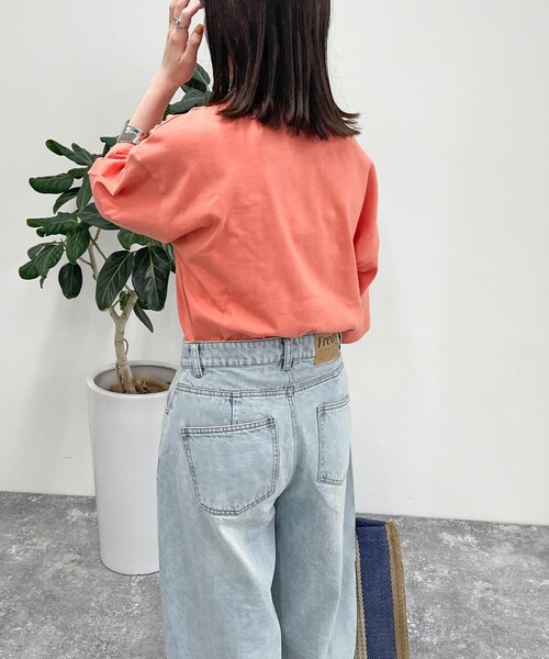fredy emue(フレディエミュ)の「刺繍入りオーバーTシャツ(Tシャツ/カットソー・レディース・オレンジ/ベージュ/オフホワイト/チャコールグレー・38)」の22枚目の写真