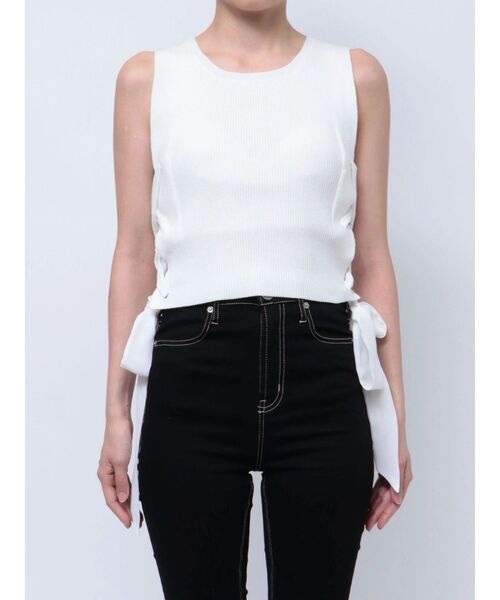 GYDA（ジェイダ）の「サイドレースアップノースリニットトップス（ニット/セーター・レディース・オフホワイト/ブラック・FREE）」の10枚目の写真