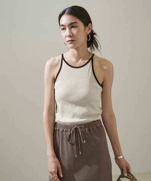SALON adam et rope'（サロン アダム エ ロペ）の「【GGG for SALON】別注FRESCA RIBアメリカンスリーブタンクトップ（タンクトップ・レディース・ブラック/ベージュ・FREE）」の15枚目の写真
