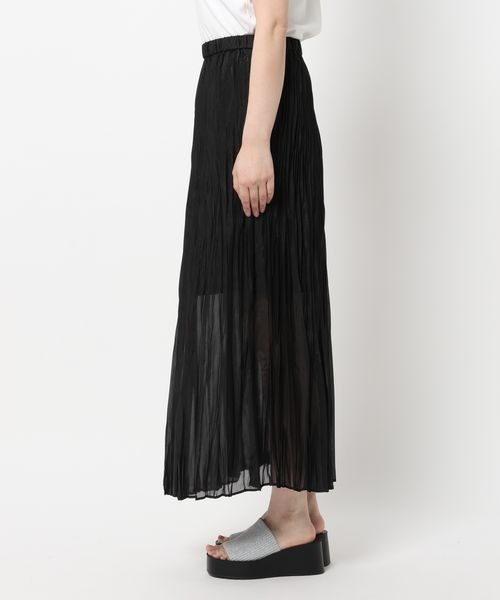 LOWRYS FARM（ローリーズファーム）の「クリンクルシャイニースカート　131270（スカート・レディース・ブラック/ブルー/ピンク/オフホワイト・FREE）」の14枚目の写真