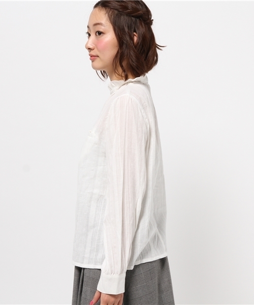 Kastane（カスタネ）の「フリルハイネックブラウス（シャツ/ブラウス・レディース・ベージュ/オフホワイト/ネイビー・FREE）」の5枚目の写真