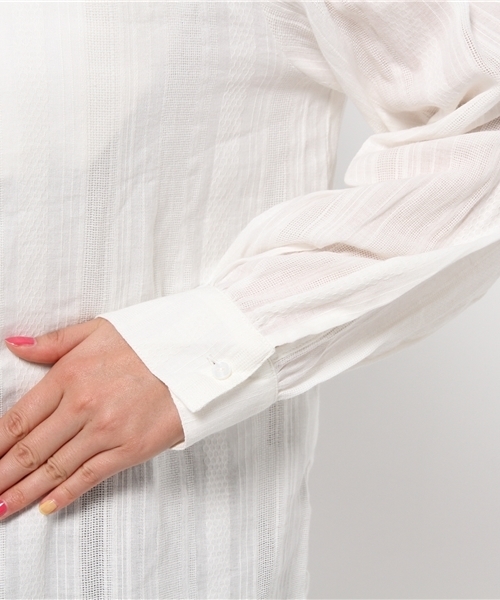 Kastane（カスタネ）の「フリルハイネックブラウス（シャツ/ブラウス・レディース・ベージュ/オフホワイト/ネイビー・FREE）」の9枚目の写真