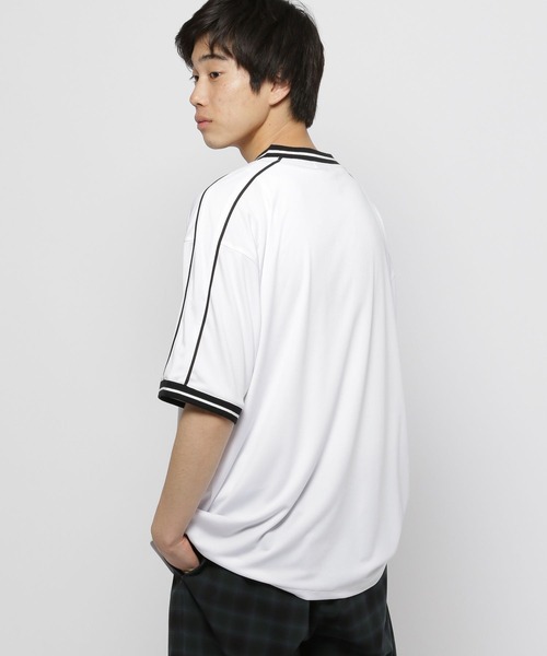 niko and...（ニコアンド）の「ゲームシャツデザインＴシャツ（Tシャツ/カットソー・メンズ・オフホワイト/ブラック・MEDIUM/LARGE）」の17枚目の写真