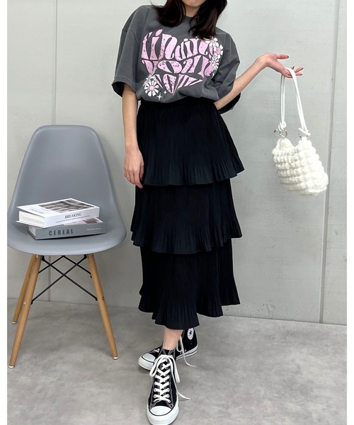 MODISH GAZE（モディシュガゼ）の「【MODISH GAZE】 ハート ピグメントTシャツ (CP)（Tシャツ/カットソー・レディース・ネイビー/アイボリー/スミクロ・FREE）」の4枚目の写真