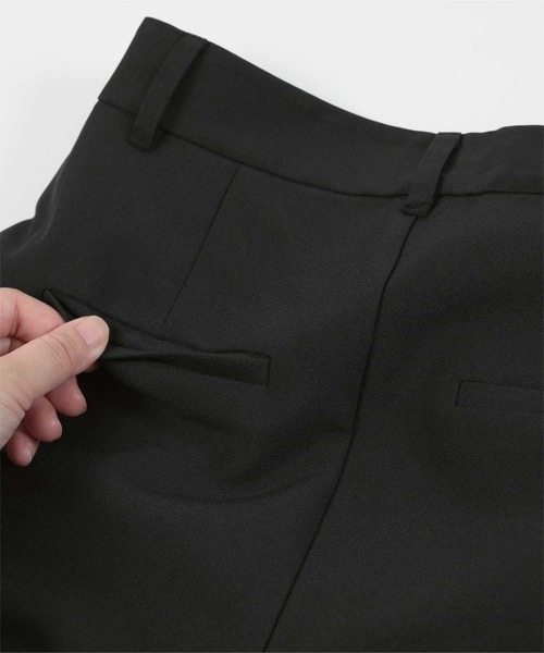 UR'S(ユアーズ)の「タックカーブパンツ(その他パンツ・レディース・ブラック/チャコール/ホワイト・S/M/L)」の20枚目の写真