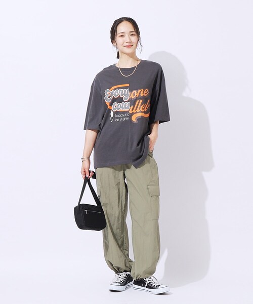 Cutie Blonde（キューティーブロンド）の「◆【洗える】リメイク風Tシャツ（Tシャツ/カットソー・レディース・ホワイト系その他/ワイン系1/チャコールグレー・02/04/03）」の14枚目の写真