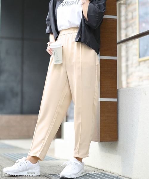 GOLDJAPAN(ゴールドジャパン)の「センターラインテーパードパンツ【大きいサイズ対応】(その他パンツ・レディース・ベージュ/ブラック/モカ・LL/3L/4L)」の3枚目の写真