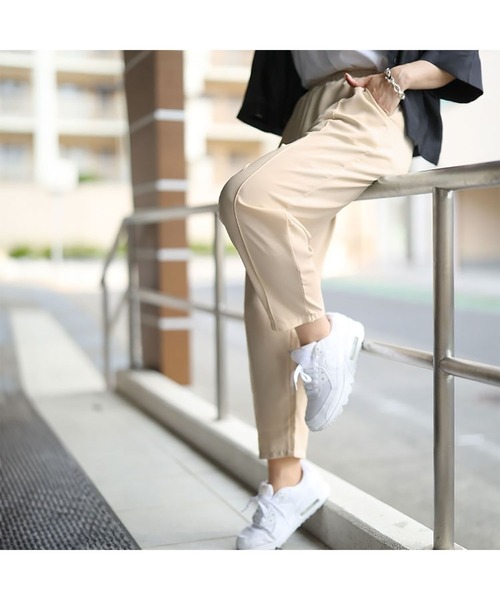 GOLDJAPAN(ゴールドジャパン)の「センターラインテーパードパンツ【大きいサイズ対応】(その他パンツ・レディース・ベージュ/ブラック/モカ・LL/3L/4L)」の7枚目の写真
