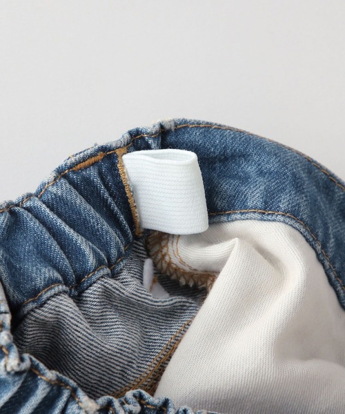 LOWRYS FARM（ローリーズファーム）の「ＣＯＮＥ　ＭＯＭＦＩＴ　131387（デニムパンツ・キッズ・ケミカルウォッシュ/ブルー・150cm/140cm/130cm/120cm/110cm）」の5枚目の写真