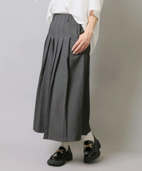 SPINNS（スピンズ）の「【選べる2デザイン】チェック/無地 プリーツロングスカート（スカート・レディース・パープル系その他/ブラウン系その他/チャコール/ブラック×グレー/ブラウン/ブラック・S/M）」の10枚目の写真