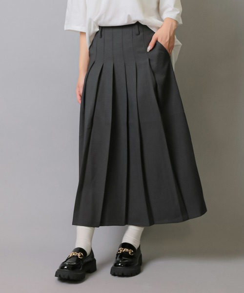 SPINNS（スピンズ）の「【選べる2デザイン】チェック/無地 プリーツロングスカート（スカート・レディース・パープル系その他/ブラウン系その他/チャコール/ブラック×グレー/ブラウン/ブラック・S/M）」の11枚目の写真