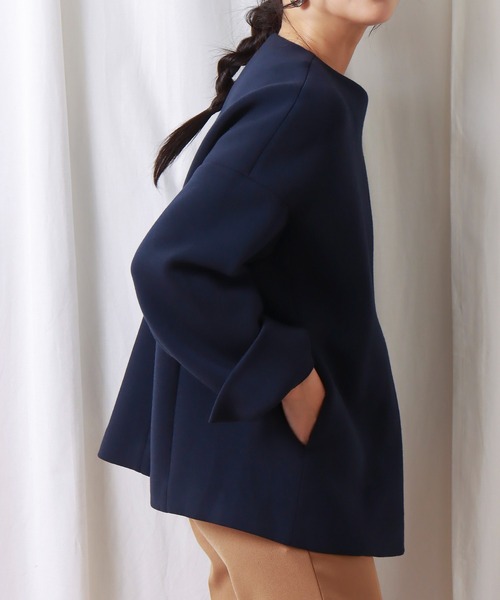 libelle more（リベル モア）の「ダイバー素材ノーカラージャケット（ノーカラージャケット・レディース・モカ/ネイビー/チャコールグレー/ブラック・M/L）」の19枚目の写真