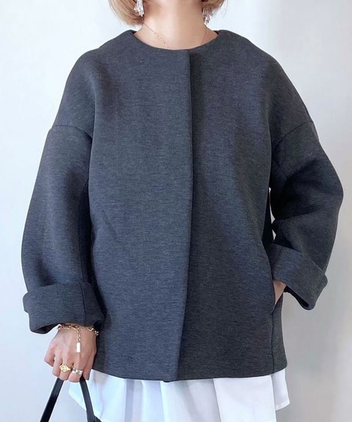 libelle more（リベル モア）の「ダイバー素材ノーカラージャケット（ノーカラージャケット・レディース・モカ/ネイビー/チャコールグレー/ブラック・M/L）」の6枚目の写真