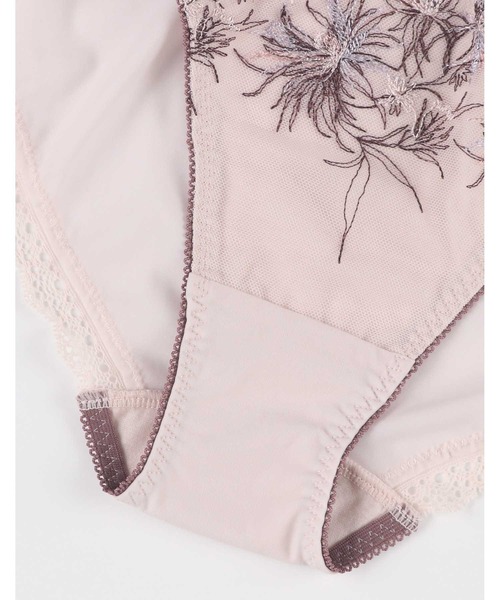 AMPHI(アンフィ)の「「sweetコラボ」「BRAGENIC ブラジェニック 脇高細見えタイプ」 ショーツ(ショーツ・レディース・ライトパープル/ベージュ/ローズ/グレイッシュブルー/ピンク/チャコール/ブラック/サックスブルー/クリーム/パープル/オレンジ/ネイビー/アイボリー/ピンク系/グレー系その他/ライトグリーン/ブラウン/レッド系その他/ブルー/ブルー系その他/ライトオレンジ系・M/L)」の22枚目の写真