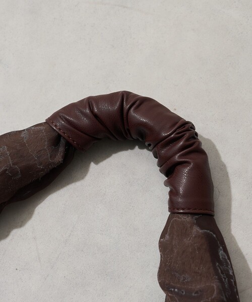 FREAK'S STORE（フリークスストア）の「Casselini × FREAK'S STORE/キャセリーニ 別注 レイヤードバッグ（ハンドバッグ・レディース・ブラウン/ブラック・ONE SIZE）」の8枚目の写真