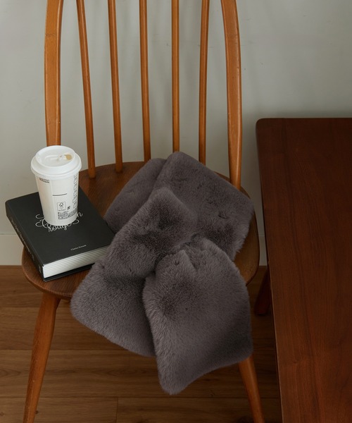 フェイクファーティペット（マフラー）｜CHAN ME（チャンミ）の