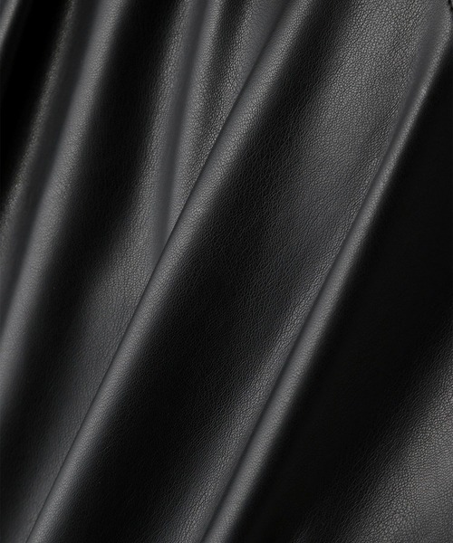 HARE（ハレ）の「フェイクレザーデザインパーカー(HARE)（パーカー・メンズ・ブラック/アッシュブラウン・FREE）」の17枚目の写真