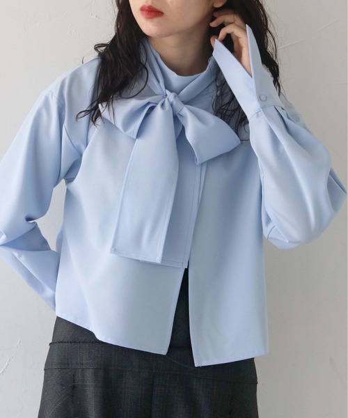 CLEIO（クレイオ）の「【CLEIO】リボンタイスリットブラウス/RIBBON TIE SLIT BLOUSE/942-12606（シャツ/ブラウス・レディース・サックスブルー/カーキオリーブ/ライトグレー・FREE）」の19枚目の写真
