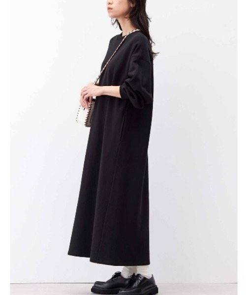 Live in comfort(リブインコンフォート)の「リブ イン コンフォート 栞里ちゃんとつくった シルエットにこだわった 着心地らくちん 裏毛デザインワンピース(ワンピース・レディース・ブラック/レッド/オートミール/ブラウン・LL/L/M/3L/4L/MP/S)」の20枚目の写真