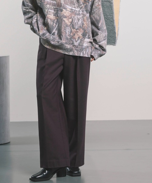 MAISON SPECIAL(メゾンスペシャル)の「《UNISEX》【Italian Dead Stock Fabric】One-Tuck Wide Pants/ワンタックワイドパンツ 【MAISON SPECIAL/メゾンスペシャル】(スラックス・メンズ・チャコールグレー/ダークブラック/ブラック/ベージュ/ダークブラウン/ライトグレー/グレー・0/1)」の6枚目の写真