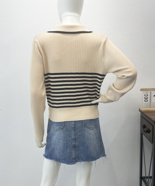 Miniministore(ミニミニストア)の「ポロカラーボーダーニットトップスVネック(ニット/セーター・レディース・オリーブ/ブラック/ベージュ/ホワイト・FREE)」の16枚目の写真