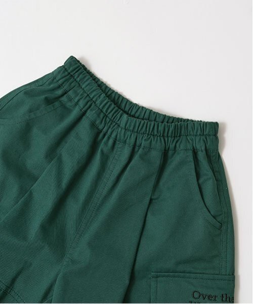 b・ROOM（ビールーム）の「タックワイドカーゴパンツ（カーゴパンツ・キッズ・ピンク/ベージュ/ブラック/カーキ/モスグリーン/ターコイズブルー・120cm/100cm/110cm/130cm/150cm/140cm）」の10枚目の写真