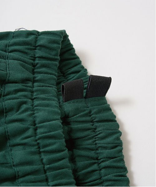 b・ROOM（ビールーム）の「タックワイドカーゴパンツ（カーゴパンツ・キッズ・ピンク/ベージュ/ブラック/カーキ/モスグリーン/ターコイズブルー・120cm/100cm/110cm/130cm/150cm/140cm）」の12枚目の写真