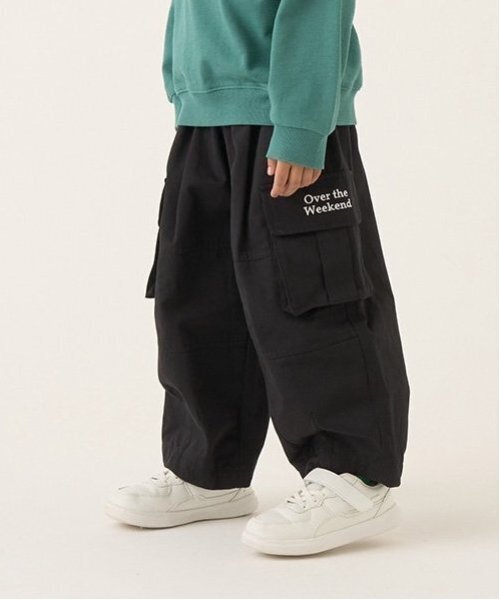 b・ROOM（ビールーム）の「タックワイドカーゴパンツ（カーゴパンツ・キッズ・ピンク/ベージュ/ブラック/カーキ/モスグリーン/ターコイズブルー・120cm/100cm/110cm/130cm/150cm/140cm）」の22枚目の写真