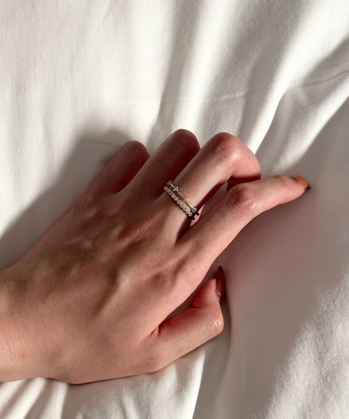 ciite'(シーテ)の「kirakira double ring(リング・レディース・ゴールド/シルバー・FREE)」の1枚目の写真