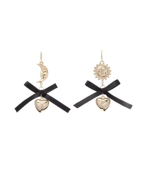 EVRIS（エヴリス）の「SUNNY MOTIF RIBBON ピアス（ピアス（両耳用）・レディース・ゴールド/シルバー・FREE）」の2枚目の写真