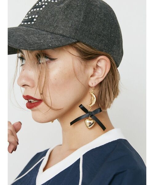 EVRIS（エヴリス）の「SUNNY MOTIF RIBBON ピアス（ピアス（両耳用）・レディース・ゴールド/シルバー・FREE）」の9枚目の写真