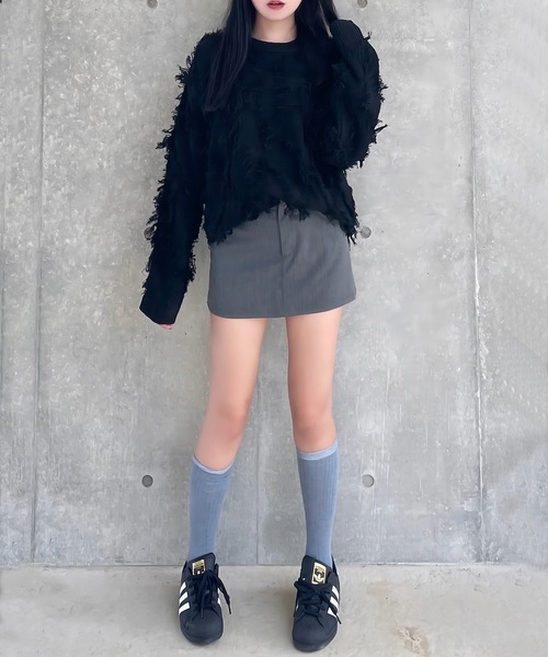 ALLuRing ChaRm（アリュリングチャーム）の「Stripe A Line Skirt / Aラインストライプミニスカート（スカート・レディース・グレー/ブラック・S/M）」の7枚目の写真