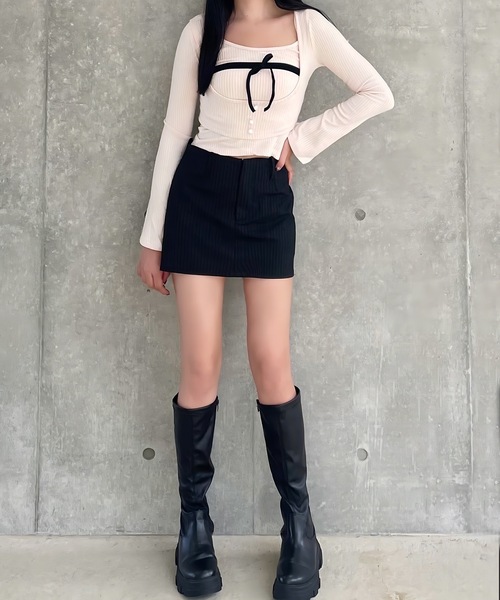 ALLuRing ChaRm（アリュリングチャーム）の「Stripe A Line Skirt / Aラインストライプミニスカート（スカート・レディース・グレー/ブラック・S/M）」の15枚目の写真