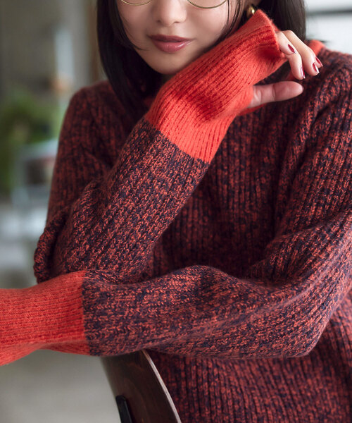 SUNRISE レッド セーター セール】サムホール付きバイカラーメランジニットトップス（ニット