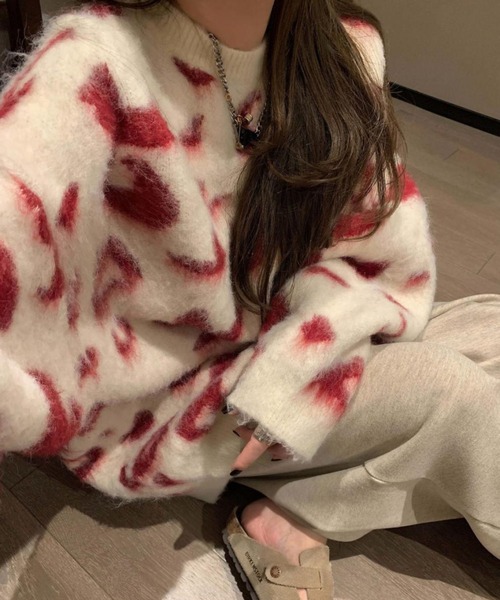 SPIGA(スピーガ)の「シャギー起毛プリントオーバーサイズニット(ニット/セーター・レディース・グリーン/レッド/ブラック・FREE)」の7枚目の写真