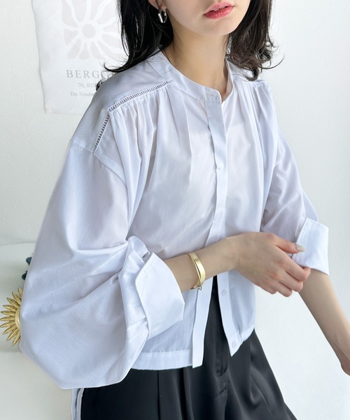 classicalelf(クラシカルエルフ)の「愛らしさと清楚感を両立する、リボンヘムクロップドギャザー長袖ストライプブラウス(ショート丈)(シャツ/ブラウス・レディース・チャコール/ベージュ系その他/ブラック系その他/オフホワイト・MEDIUM/LARGE/X-LARGE/SMALL)」の20枚目の写真