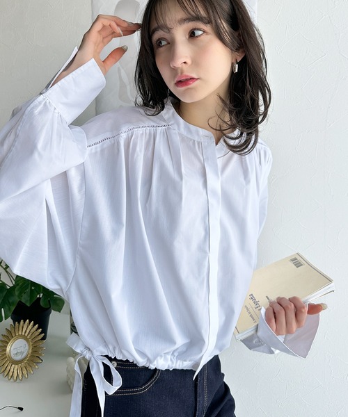 classicalelf(クラシカルエルフ)の「愛らしさと清楚感を両立する、リボンヘムクロップドギャザー長袖ストライプブラウス(ショート丈)(シャツ/ブラウス・レディース・チャコール/ベージュ系その他/ブラック系その他/オフホワイト・MEDIUM/LARGE/X-LARGE/SMALL)」の5枚目の写真