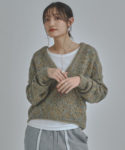 bita.（ビタ）の「柄編みミックスカラーVネックニット（ニット/セーター・レディース・ベージュ/イエロー/チャコールグレー・FREE）」の6枚目の写真
