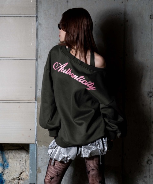 sedacle girl(セダクルガール)の「裏起毛ワンショルダープルオーバー(スウェット・レディース・グレー/チャコールグレー・FREE)」の17枚目の写真