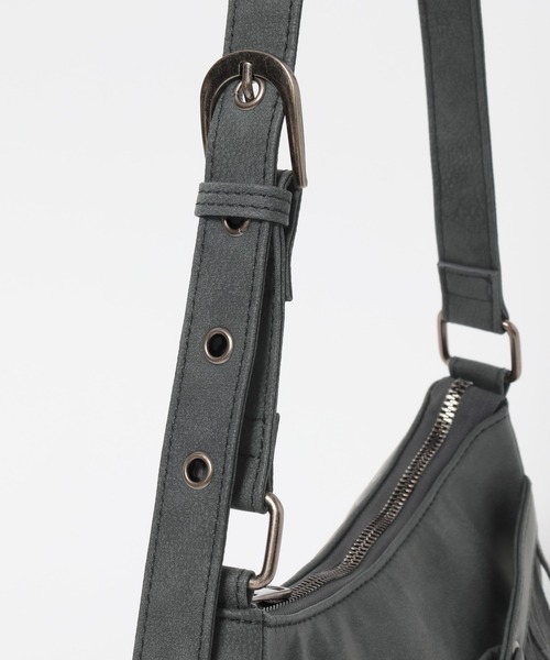 PAGEBOY（ページボーイ）の「ウエスタンフリンジバッグ（ショルダーバッグ・レディース・ベージュ/ブラック・FREE）」の14枚目の写真