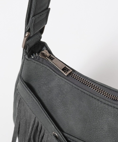 PAGEBOY（ページボーイ）の「ウエスタンフリンジバッグ（ショルダーバッグ・レディース・ベージュ/ブラック・FREE）」の3枚目の写真