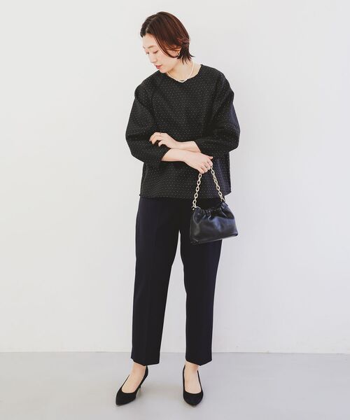 le.coeur blanc（ルクールブラン）の「ツインクロスタックストレートパンツ（その他パンツ・レディース・ベージュ/ネイビー・38）」の7枚目の写真