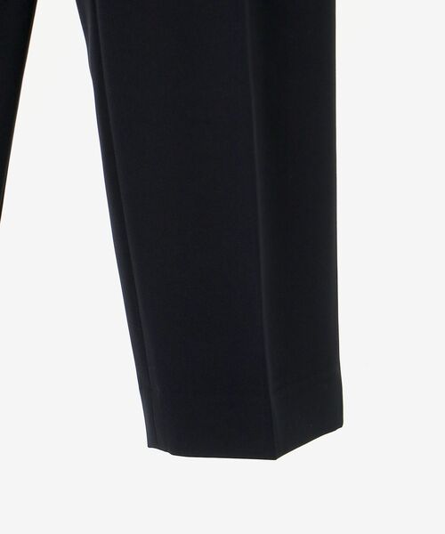 le.coeur blanc（ルクールブラン）の「ツインクロスタックストレートパンツ（その他パンツ・レディース・ベージュ/ネイビー・38）」の21枚目の写真