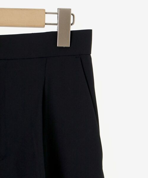 le.coeur blanc（ルクールブラン）の「ツインクロスタックストレートパンツ（その他パンツ・レディース・ベージュ/ネイビー・38）」の22枚目の写真