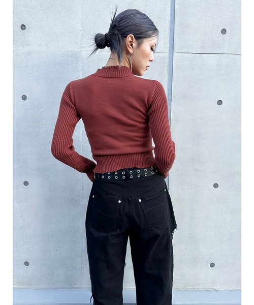 EGOIST（エゴイスト）の「２パターン編地デザインニットTOP（ニット/セーター・レディース・ブラック/ブラウン/ベージュ・FREE）」の13枚目の写真