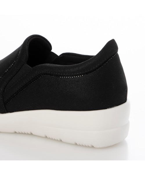 Riz raffinee（リズラフィーネ）の「ヒールアップスリッポンスニーカー（スリッポン・レディース・ブラック系その他3/カモフラージュ/アイボリー・23.5cm/23cm/24.5cm/24cm/22.5cm）」の8枚目の写真