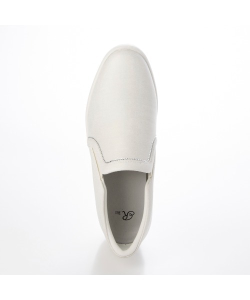 Riz raffinee（リズラフィーネ）の「ヒールアップスリッポンスニーカー（スリッポン・レディース・ブラック系その他3/カモフラージュ/アイボリー・23.5cm/23cm/24.5cm/24cm/22.5cm）」の11枚目の写真