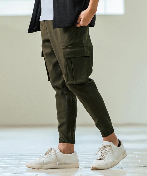 Magine(マージン)の「mp13240- Super Stretch Twill Cargo Design Tapered Pants カーゴパンツ(カーゴパンツ・メンズ・チャコール/ブラック/オリーブ・44/46/48)」の1枚目の写真